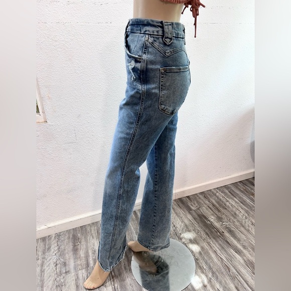 Good American Light Blue bootcut Leg Jeans - Picture 13 of 16